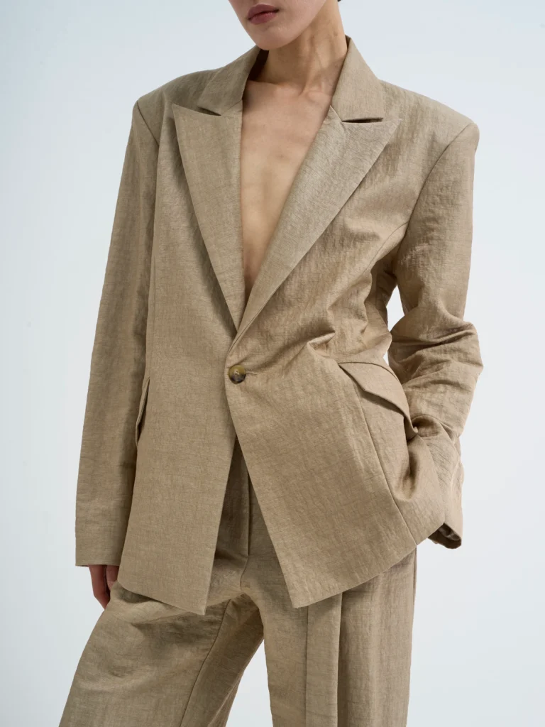 Beige backless blazer in Foxing, front view
